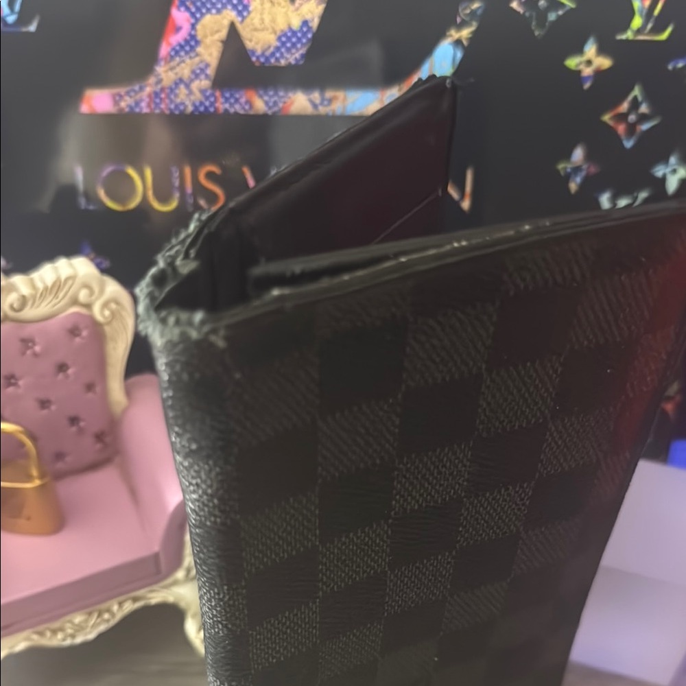 Louis Vuitton graphite long bifold wallet - Picture 8 of 10
